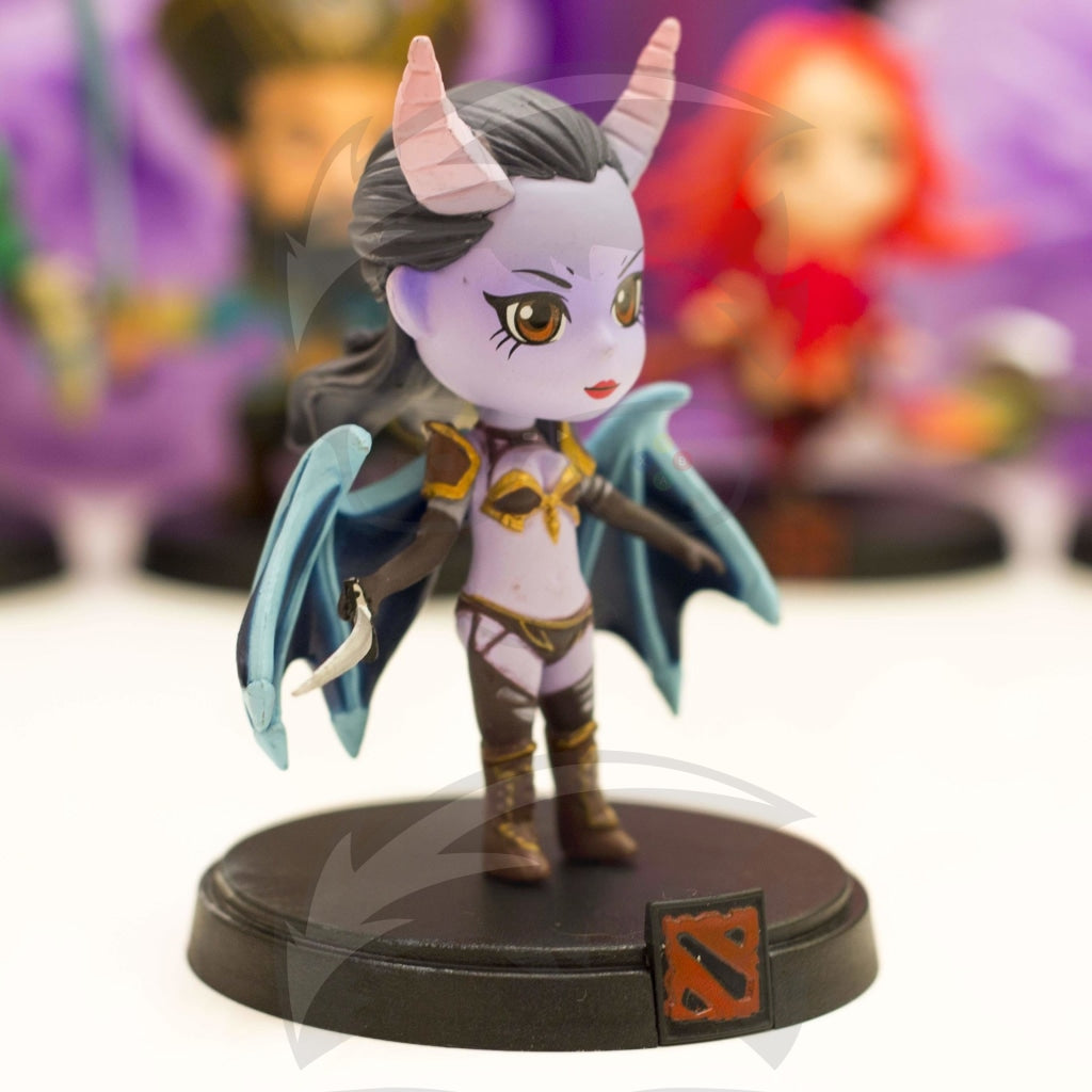 Dota 2 - Queen Of Pain Figure Dota 2 - Queen Of Pain Figure